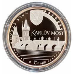 Stříbrná medaile k 645 letům od položení zákl. kamene Karlova mostu 2002